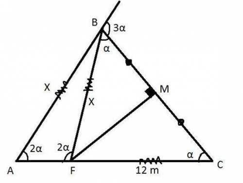 . En el triángulo ABC, la medida del ángulo exterior en el vértice B es el triple de la medida del á