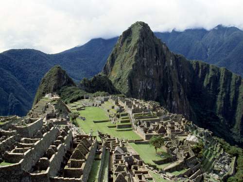 Look at this photograph of machu picchu. this demonstrates the ability of inca architects and engine