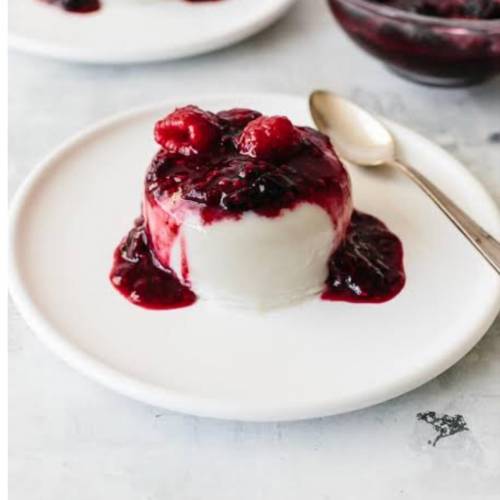 What’s panna cotta pls give a picture