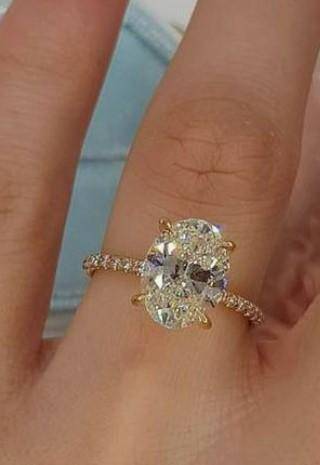 If yall can give me ideas for engagement rings that would be amazing!!

BRAINLIST IF YOU INCLUDE PI