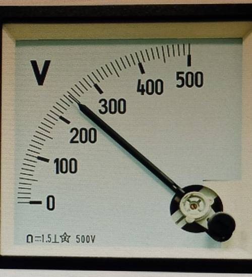 A: What is the smallest increment on the voltmeter

B: What is the uncertainty (Multi choice) 1. A
